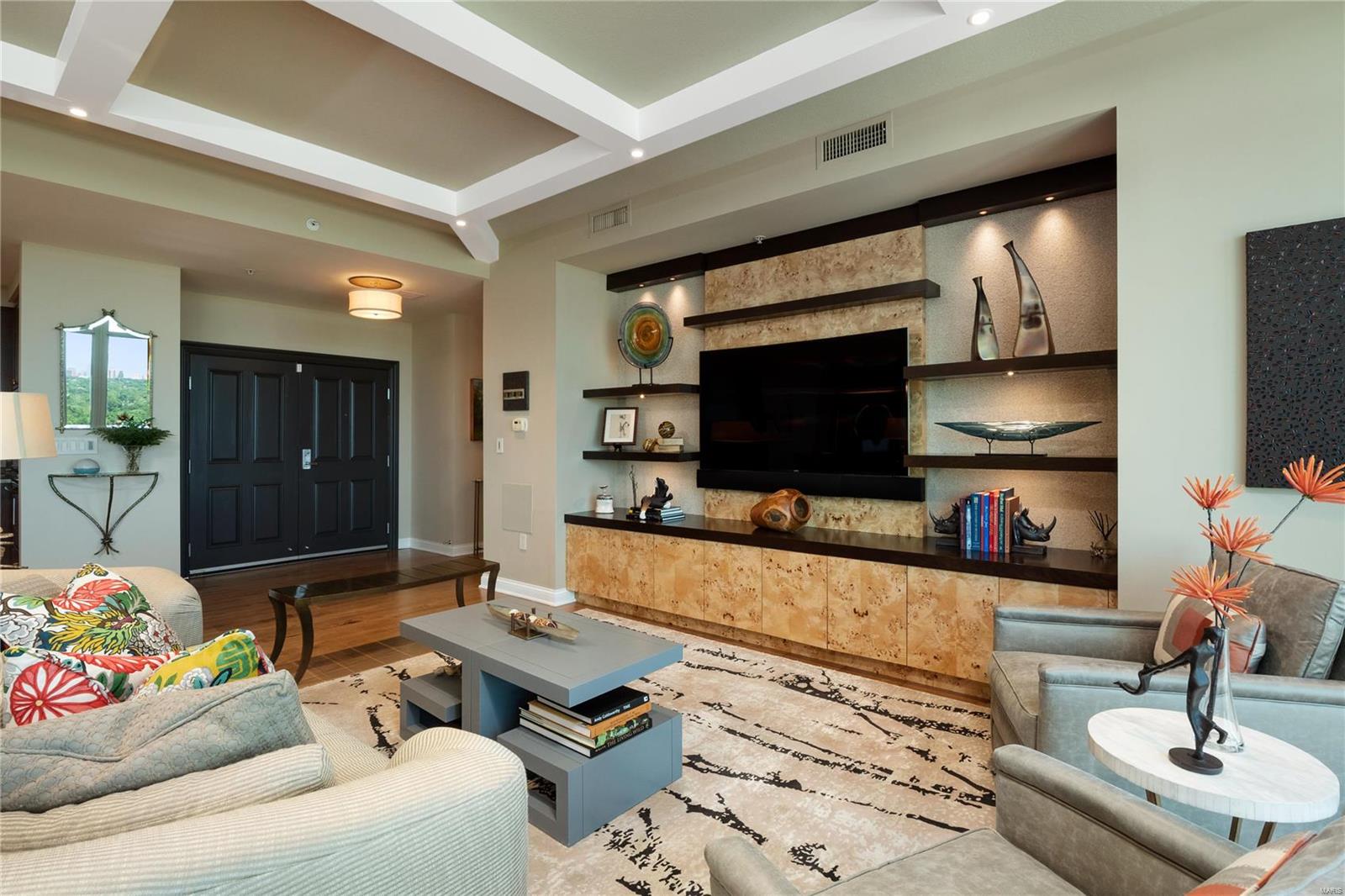 Park East Tower - Residential