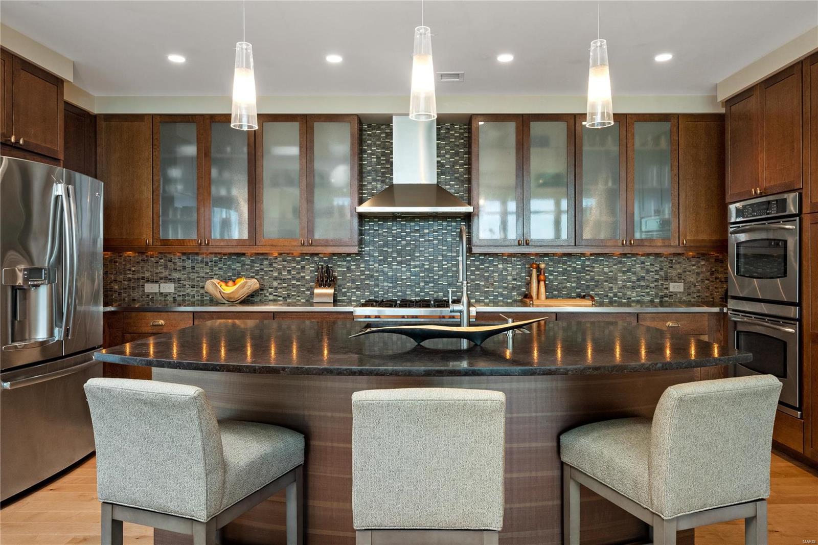 Park East Tower - Residential