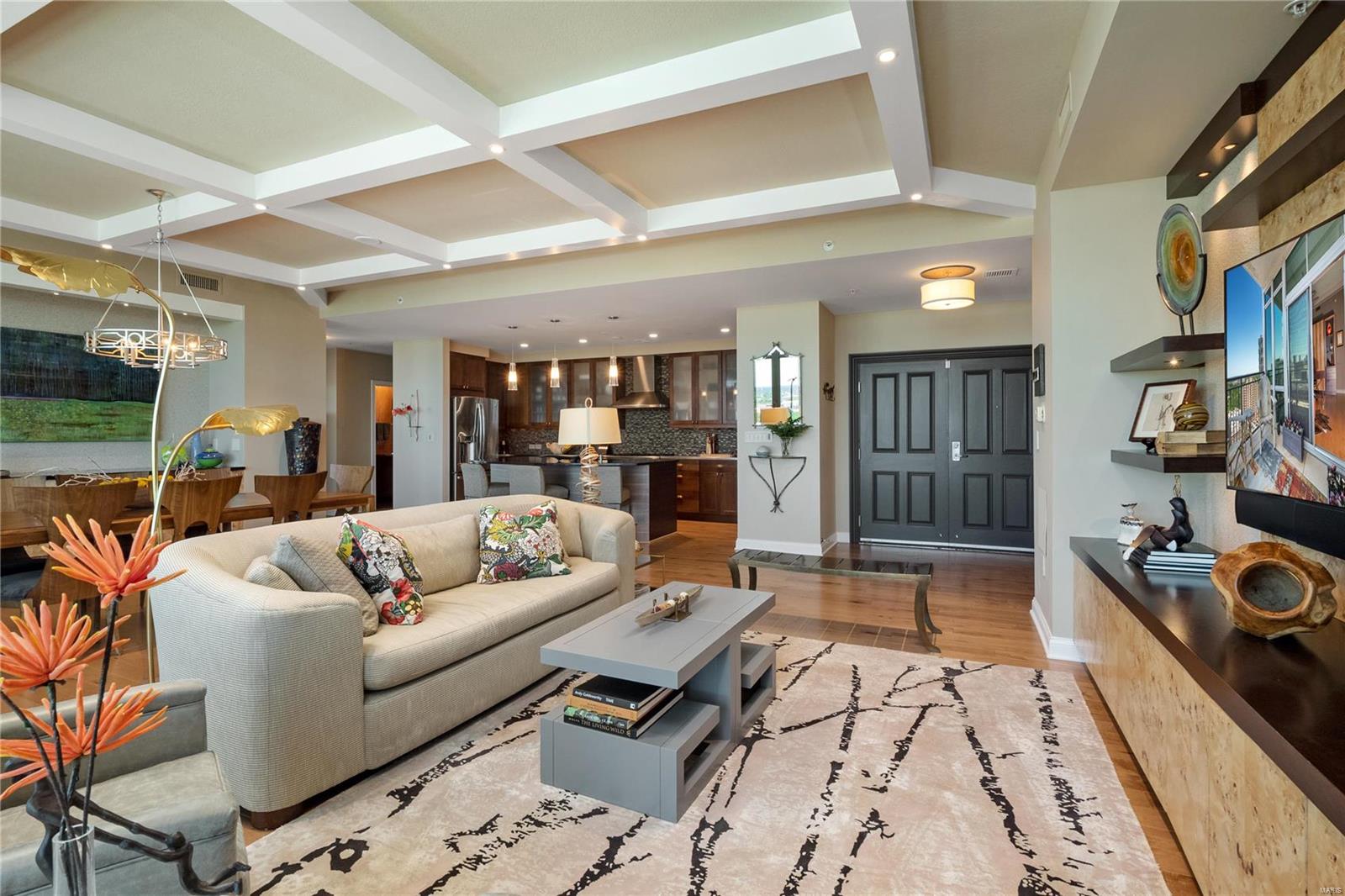 Park East Tower - Residential