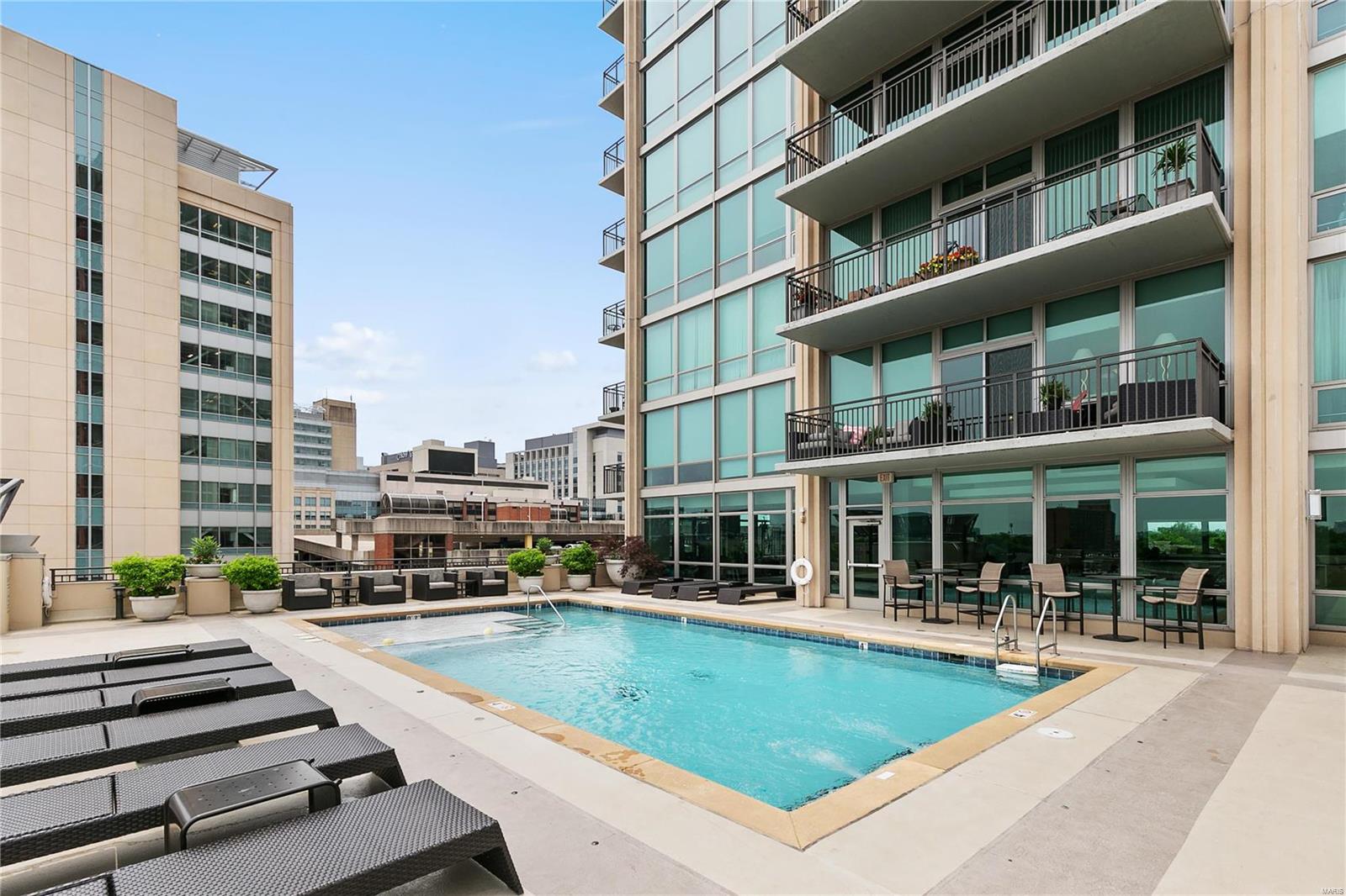 Park East Tower - Residential