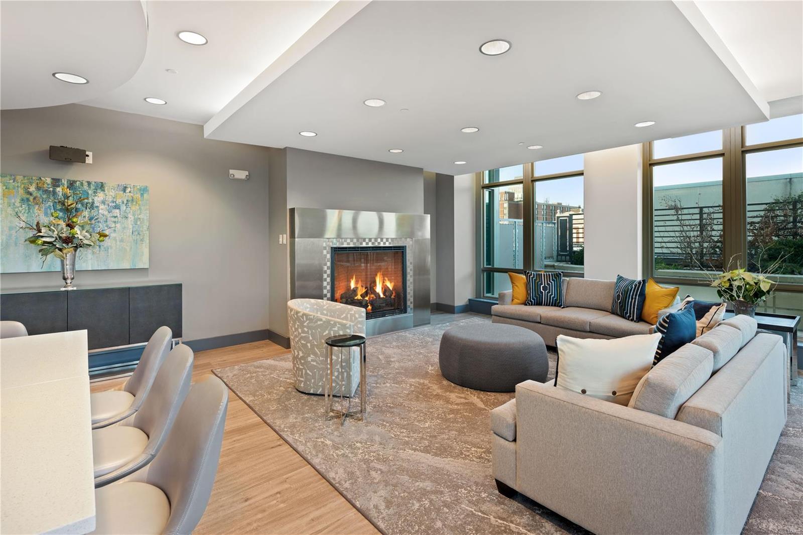 Park East Tower - Residential