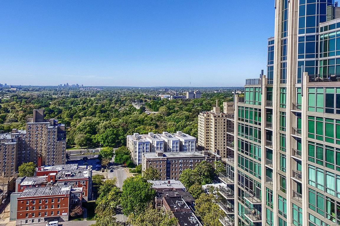 Park East Tower - Residential