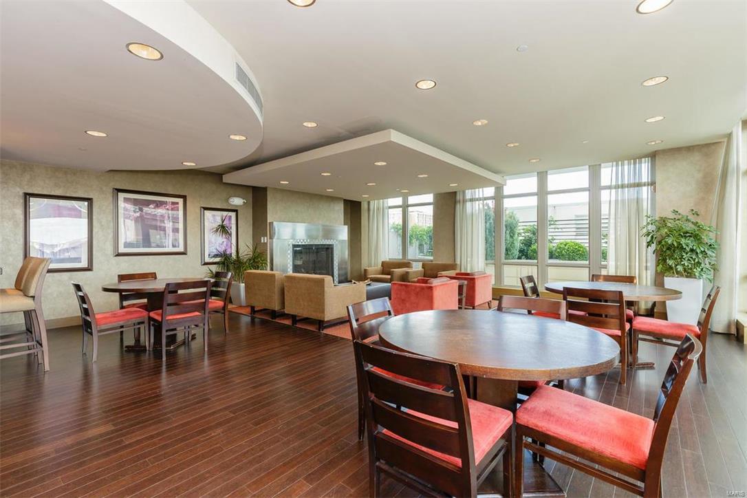 Park East Tower - Residential