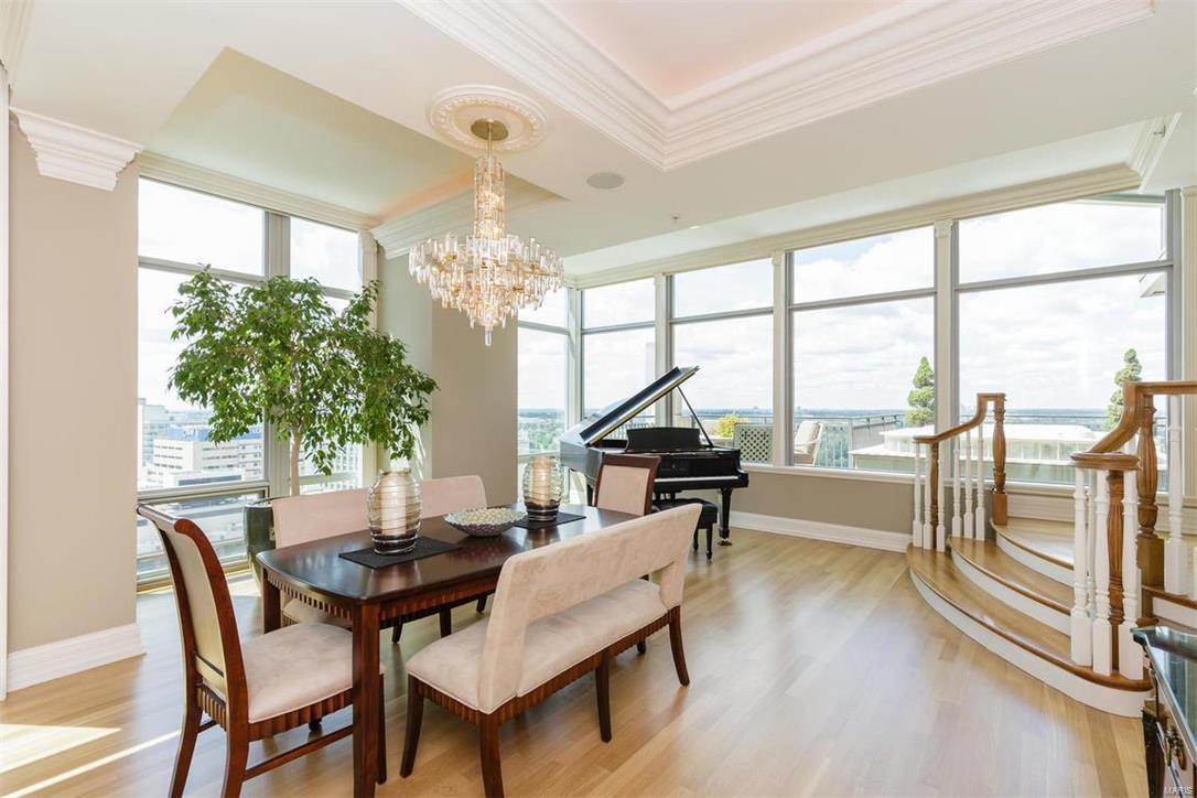 Park East Tower - Residential