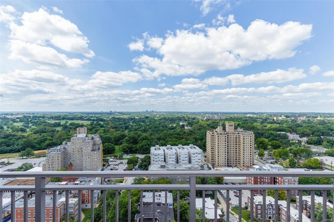 Park East Tower - Residential