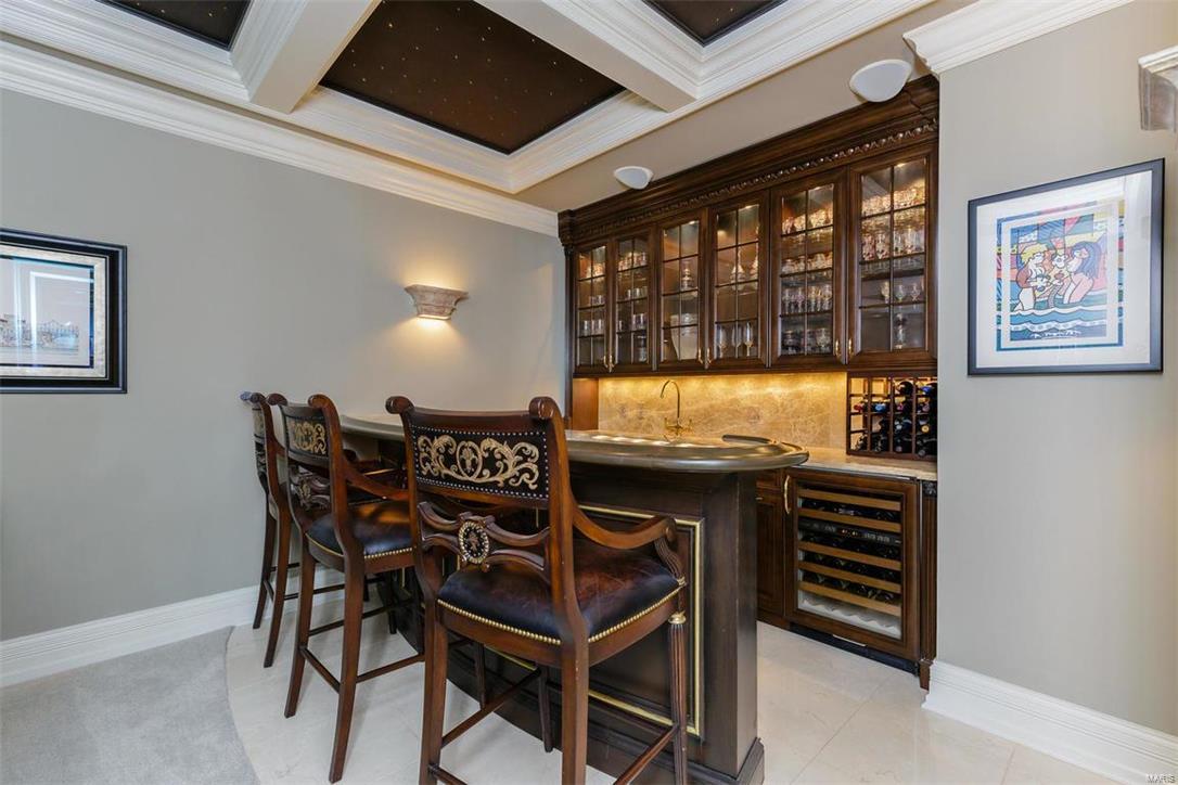 Park East Tower - Residential