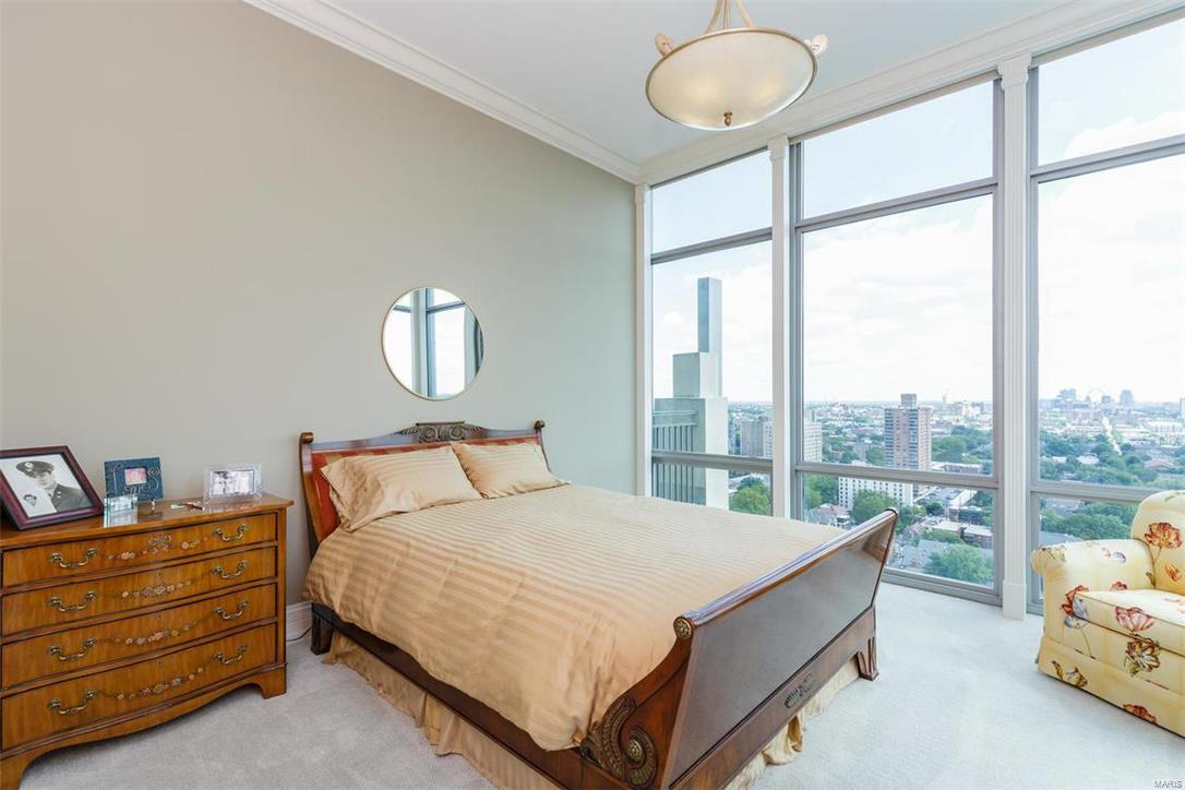 Park East Tower - Residential