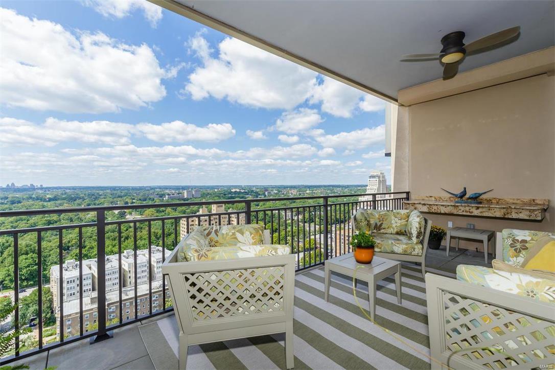 Park East Tower - Residential