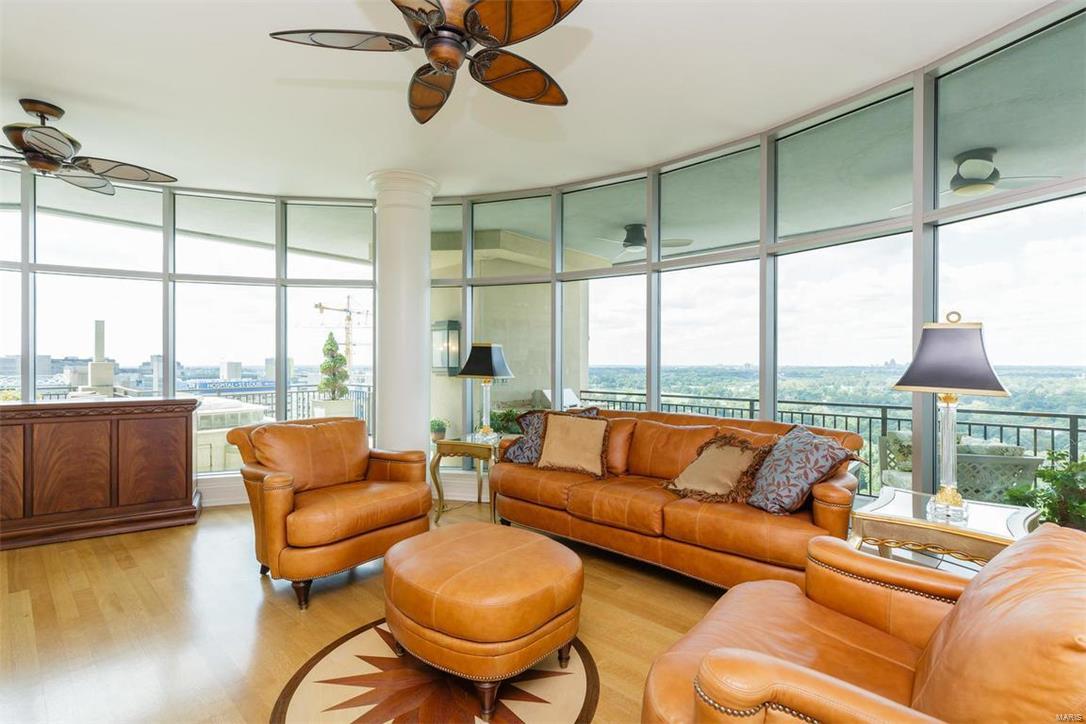 Park East Tower - Residential