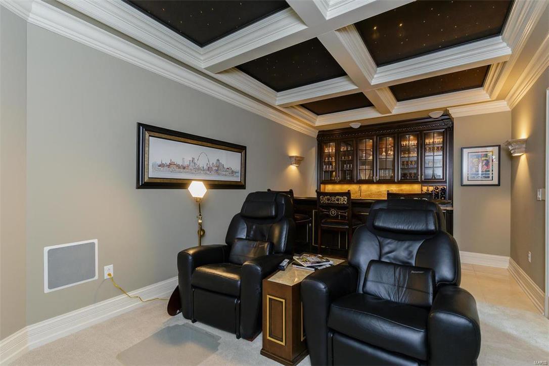 Park East Tower - Residential