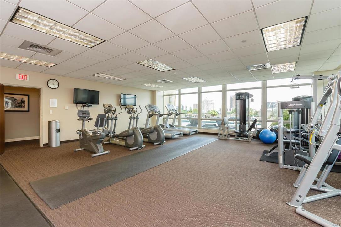 Park East Tower - Residential