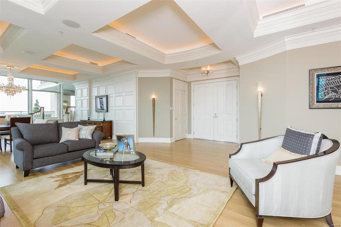 Park East Tower - Residential