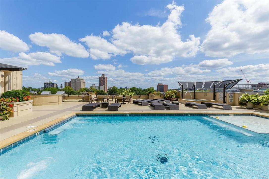 Park East Tower - Residential