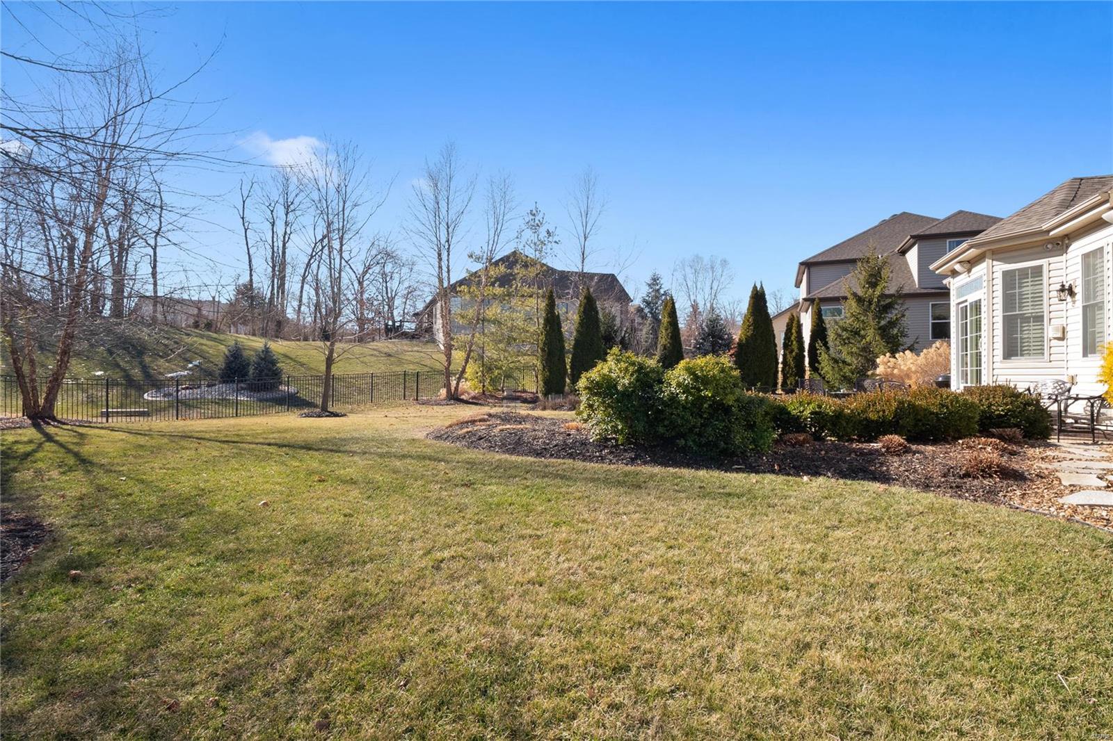 The Summit at Barathaven - Residential