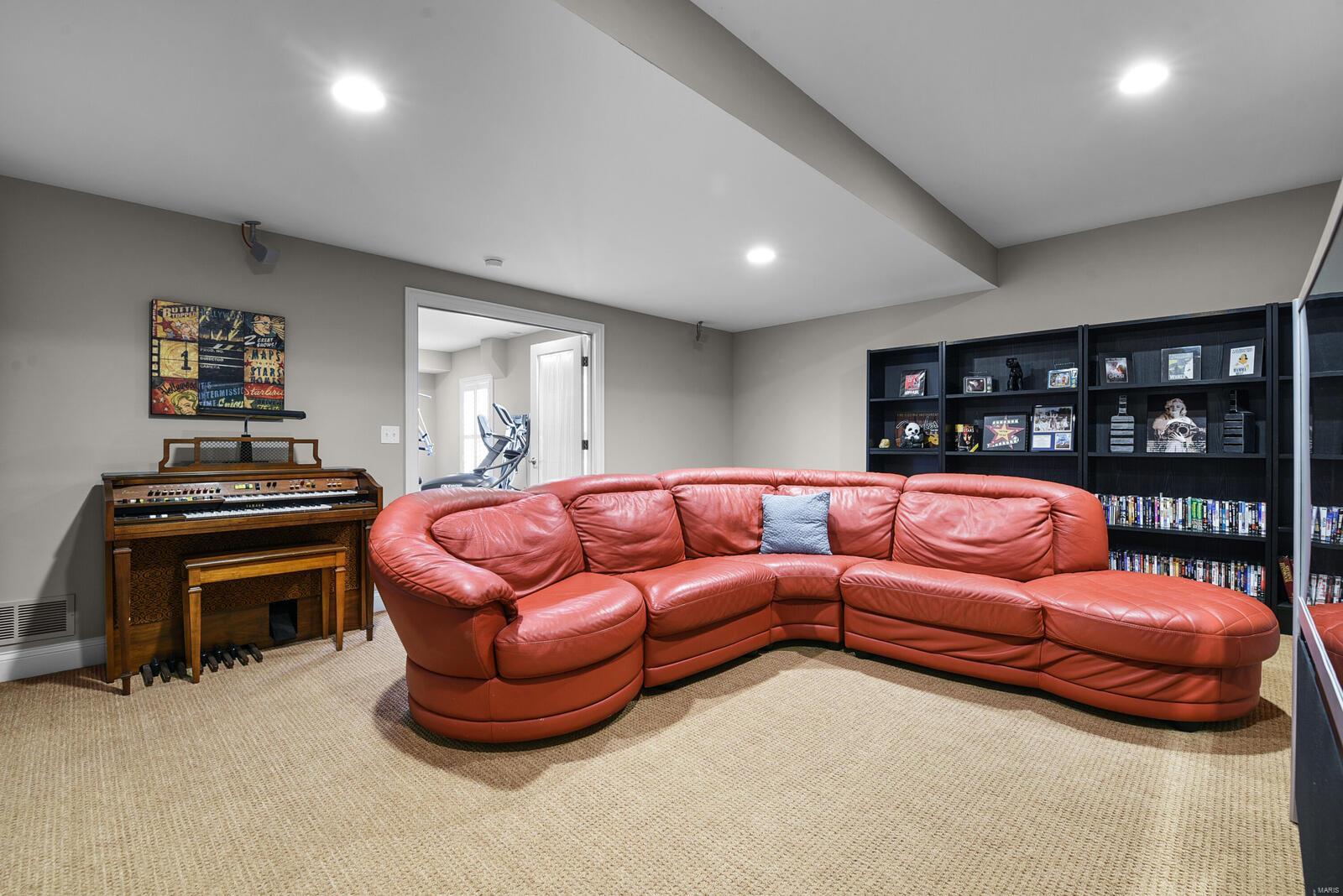 Westchester Manor - Residential