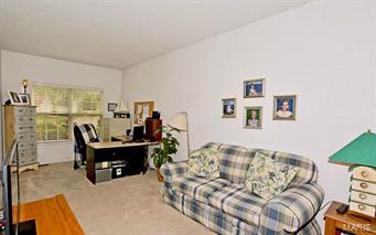 Oaks 01 - Residential