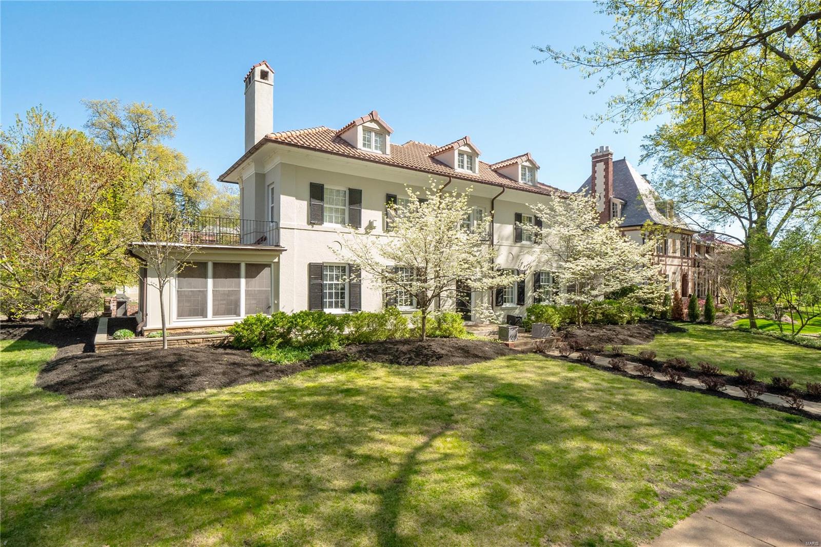 Skinker Heights - Residential