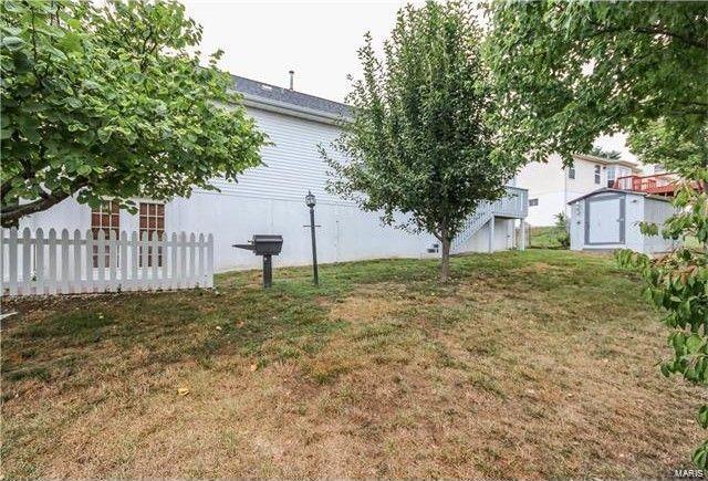 Linderhof Estates - Residential Lease