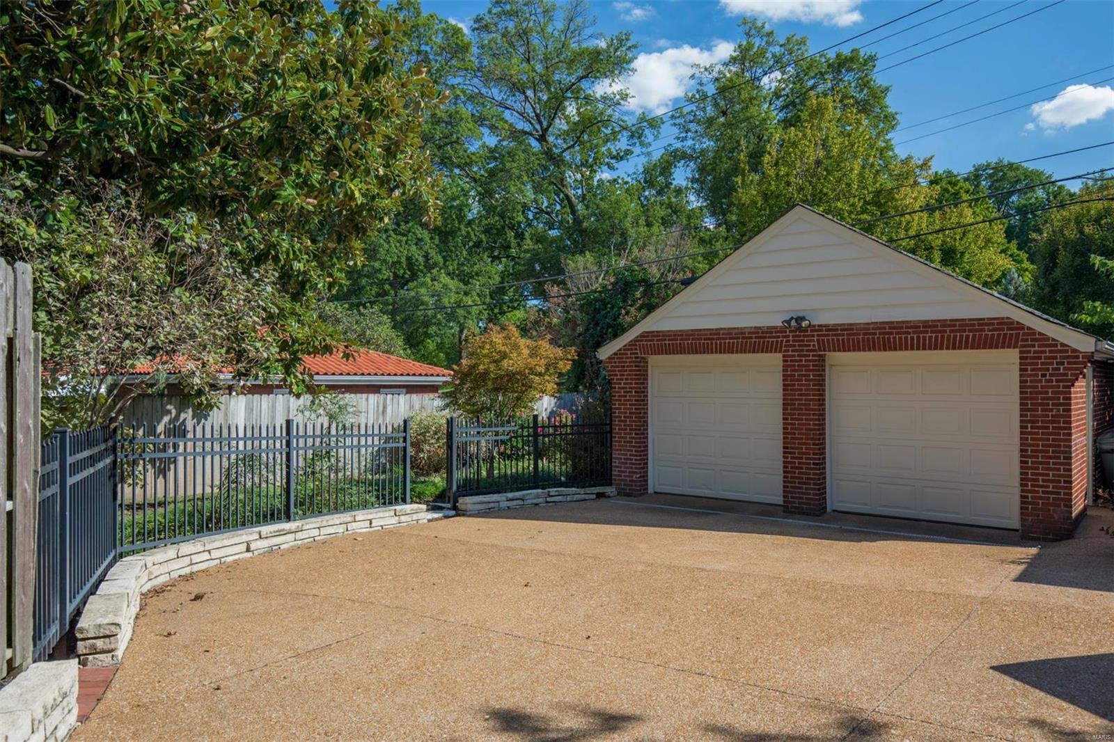 Hillcrest - Residential