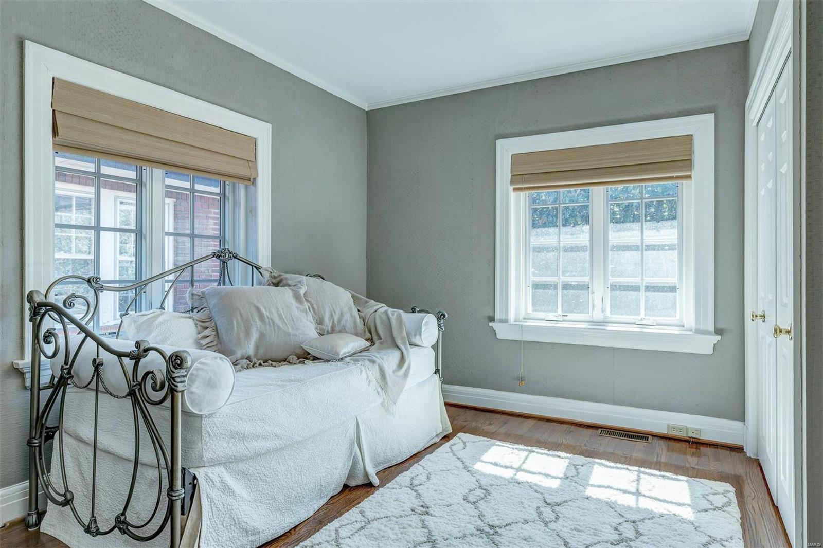 Hillcrest - Residential