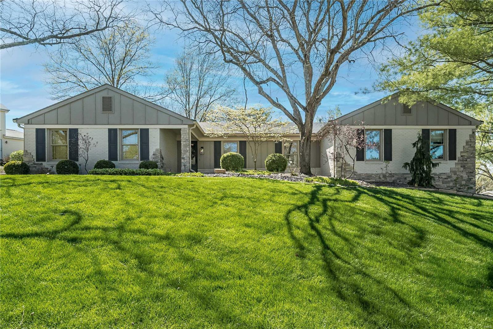 Apple Tree - Residential