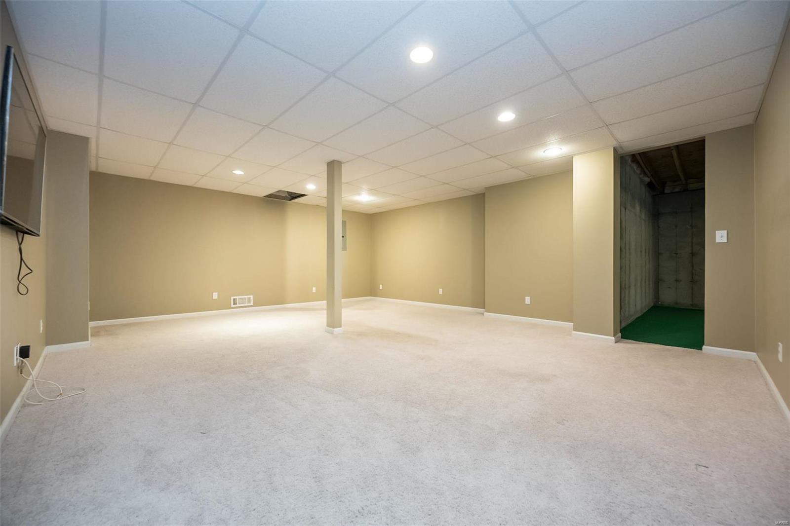 Twin Estates At Meadowbrook - Residential