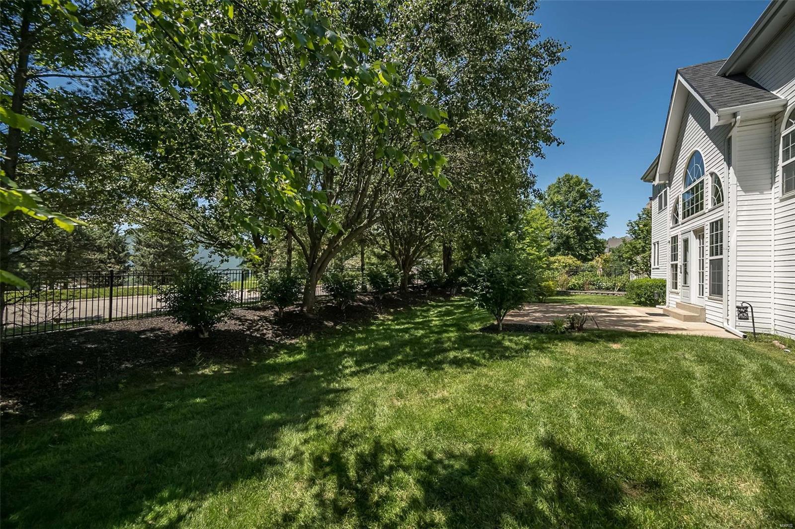 Twin Estates At Meadowbrook - Residential