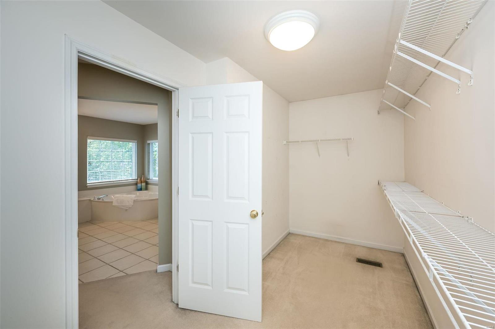 Twin Estates At Meadowbrook - Residential