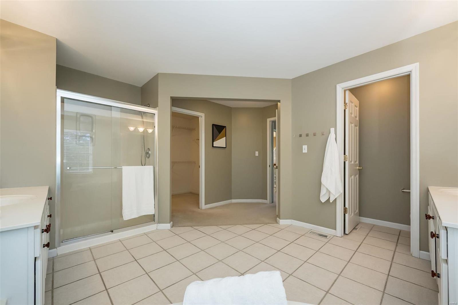 Twin Estates At Meadowbrook - Residential