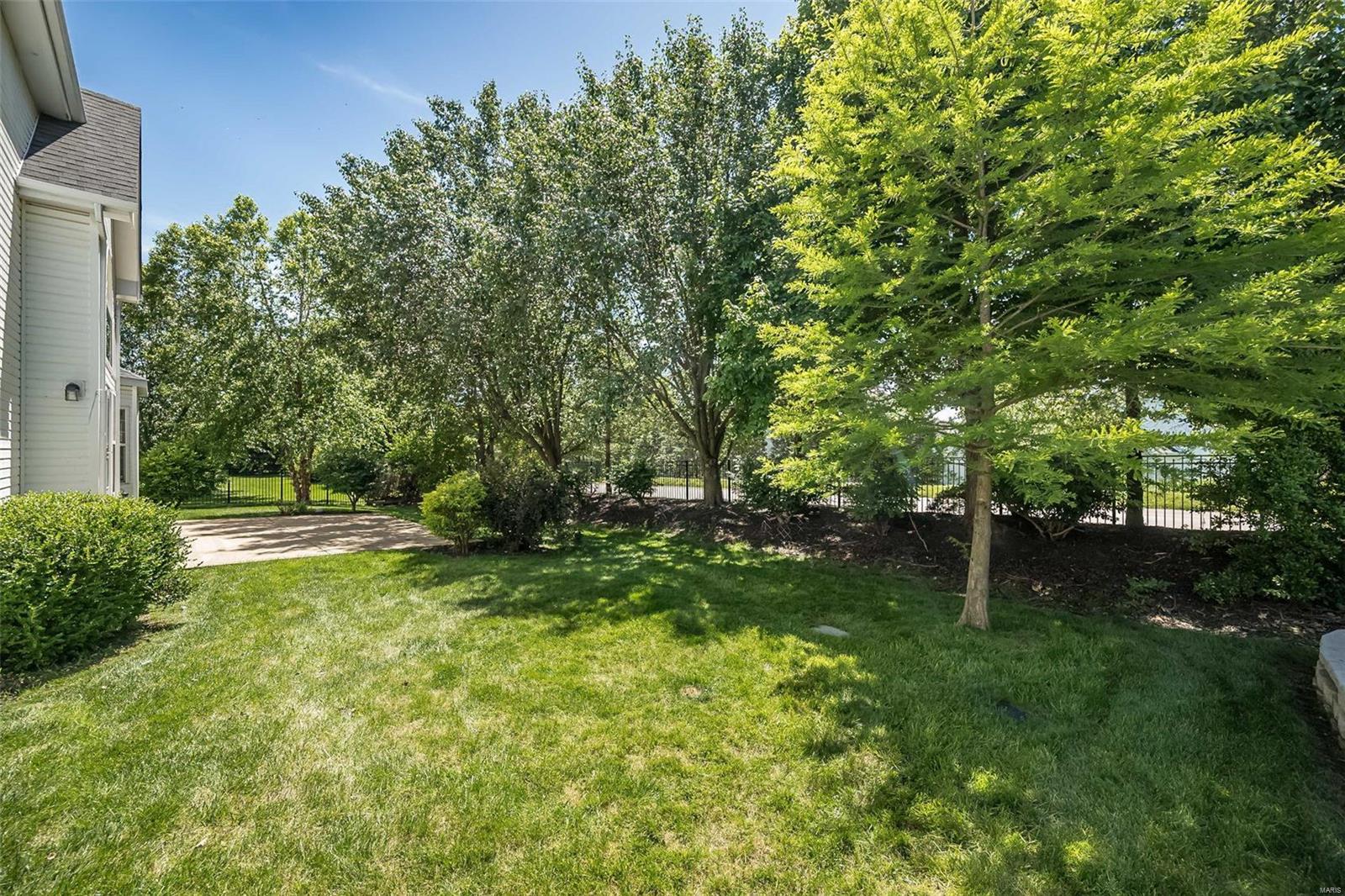 Twin Estates At Meadowbrook - Residential