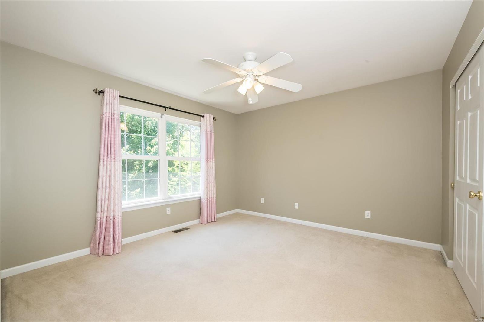 Twin Estates At Meadowbrook - Residential