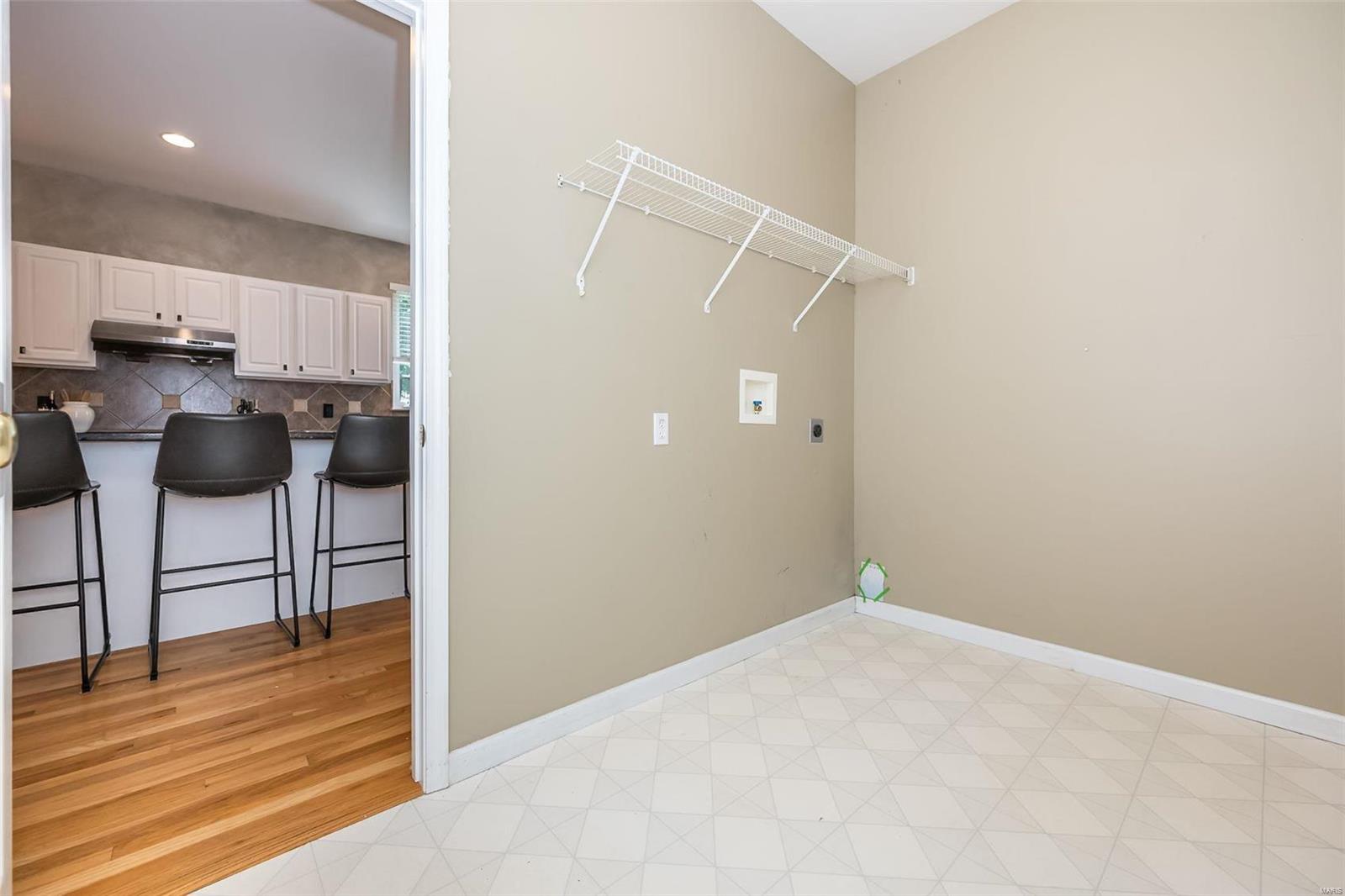 Twin Estates At Meadowbrook - Residential