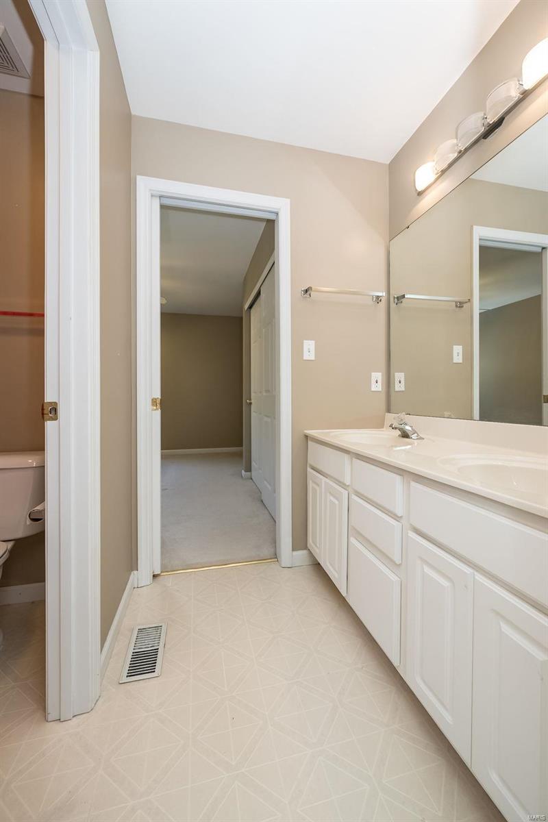 Twin Estates At Meadowbrook - Residential