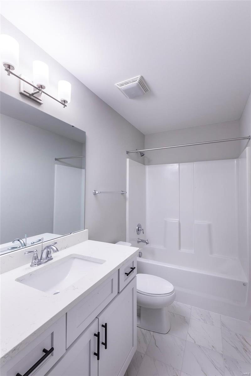 Hillside Place At Webster Groves - Residential