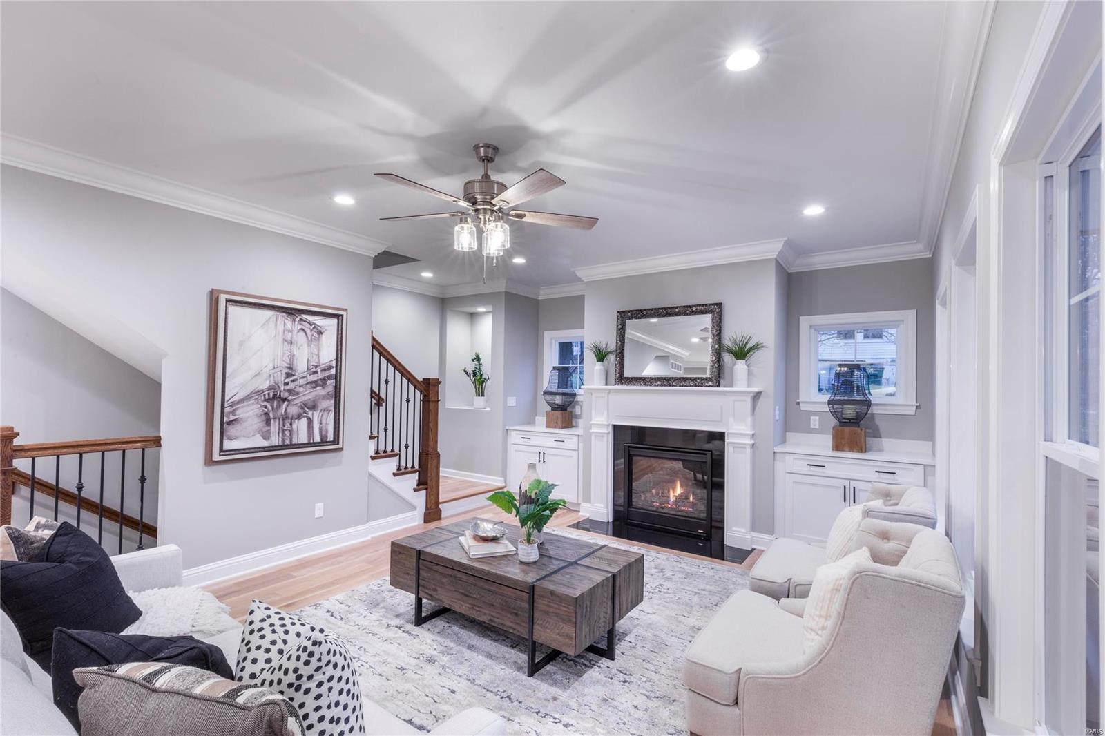 Hillside Place At Webster Groves - Residential