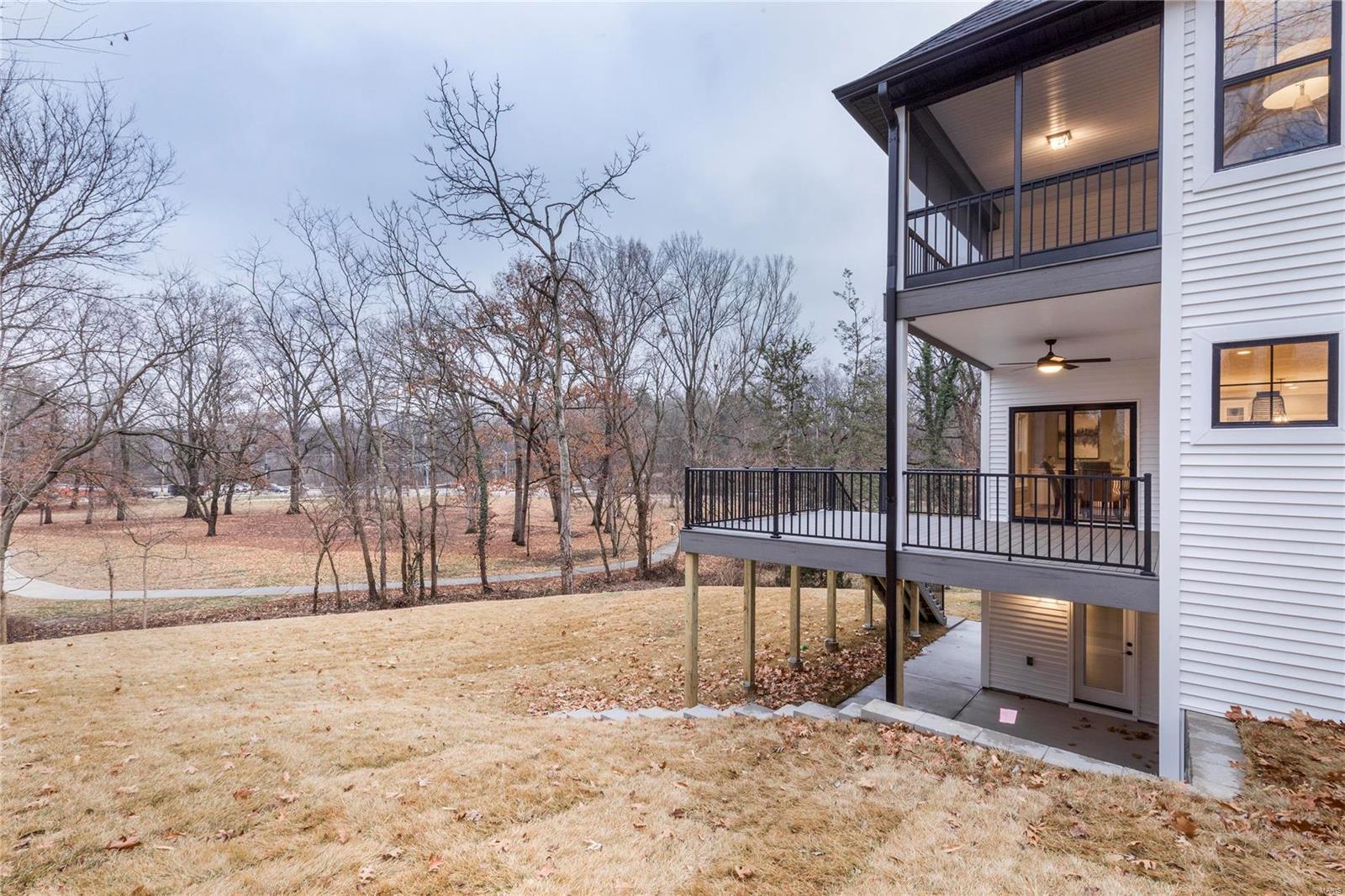 Hillside Place At Webster Groves - Residential