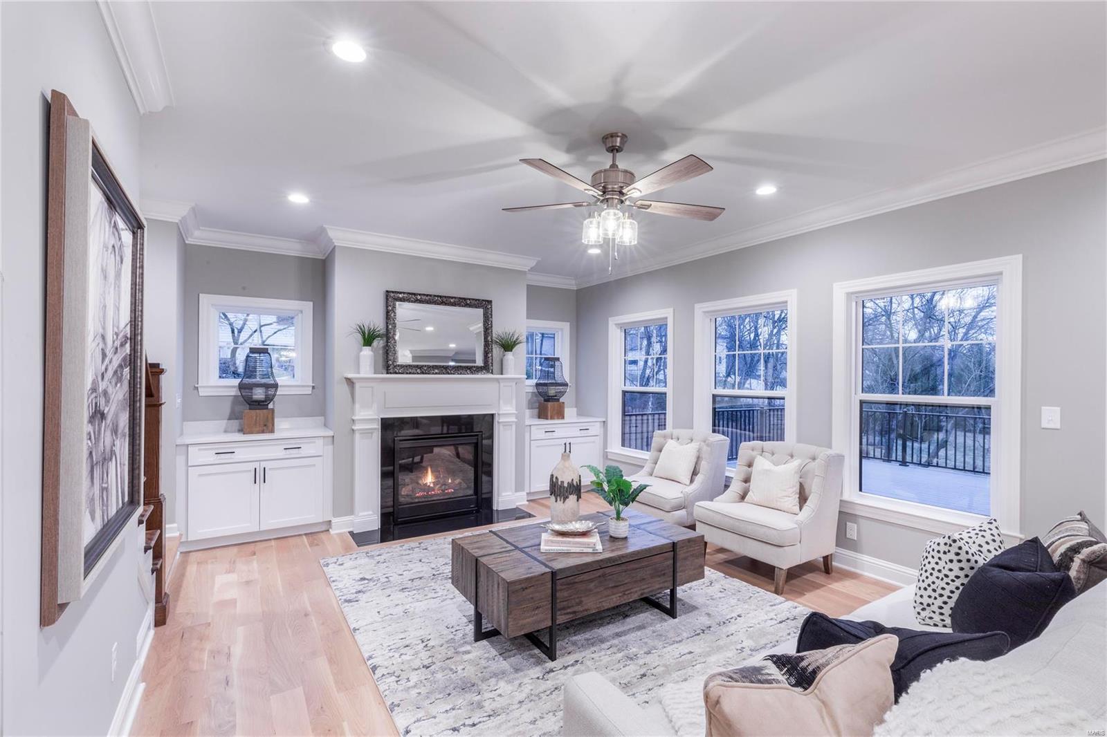 Hillside Place At Webster Groves - Residential