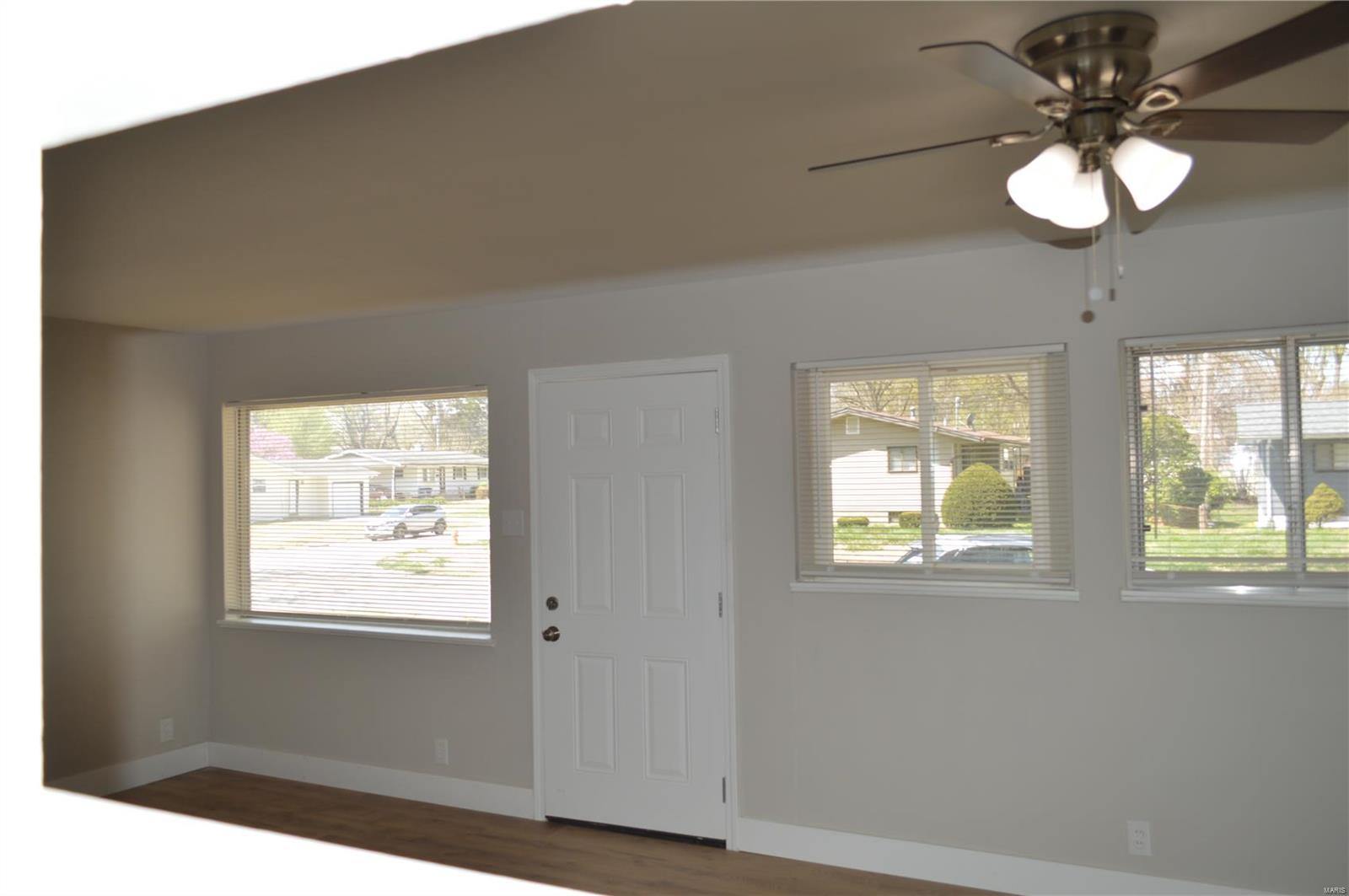 St Louis, Missouri 63137, United States, 4 Bedrooms Bedrooms, ,1 BathroomBathrooms,Residential,Pending,105664