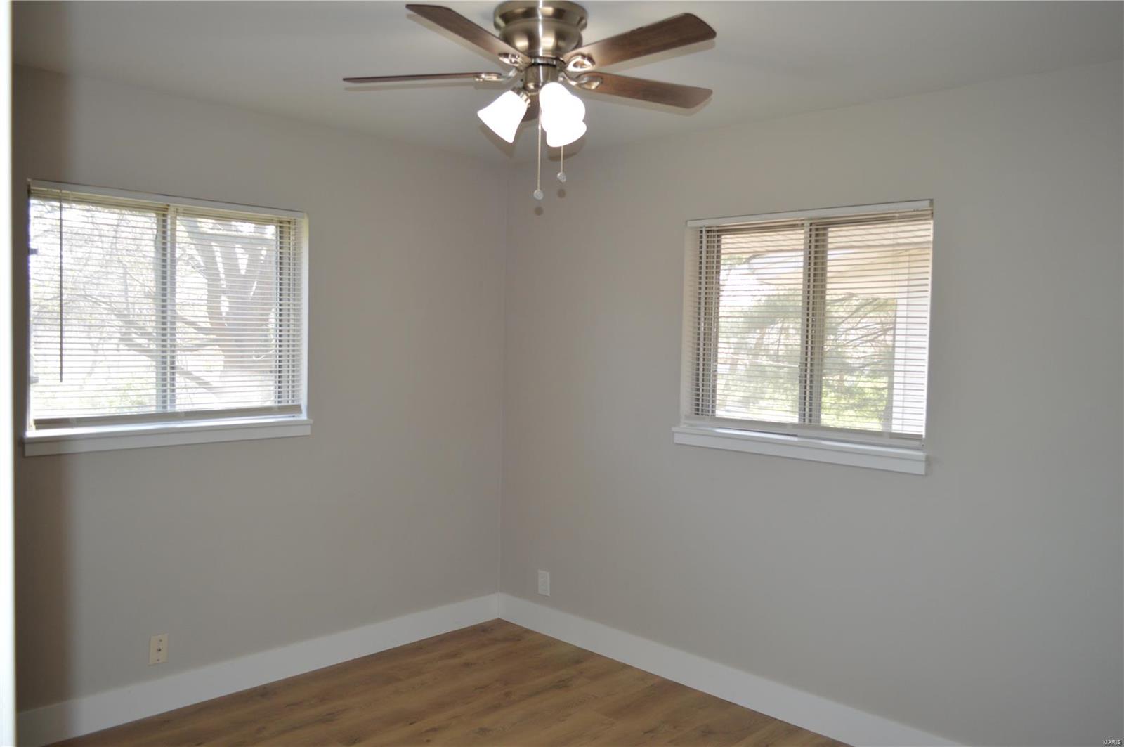 St Louis, Missouri 63137, United States, 4 Bedrooms Bedrooms, ,1 BathroomBathrooms,Residential,Pending,105664