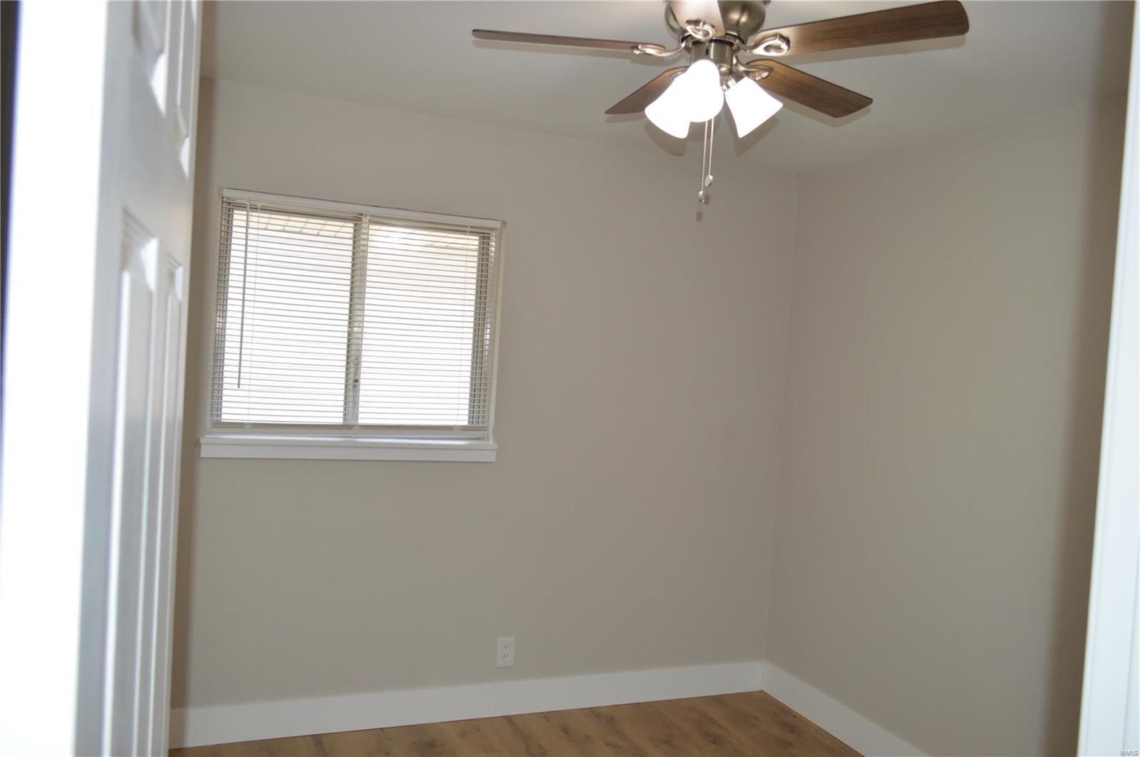 St Louis, Missouri 63137, United States, 4 Bedrooms Bedrooms, ,1 BathroomBathrooms,Residential,Pending,105664