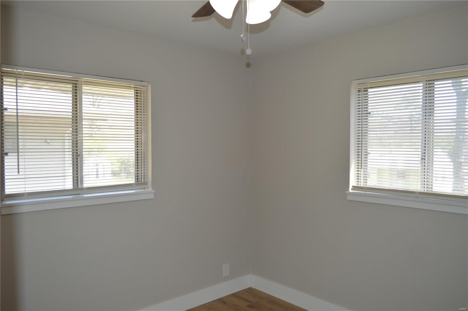 St Louis, Missouri 63137, United States, 4 Bedrooms Bedrooms, ,1 BathroomBathrooms,Residential,Pending,105664