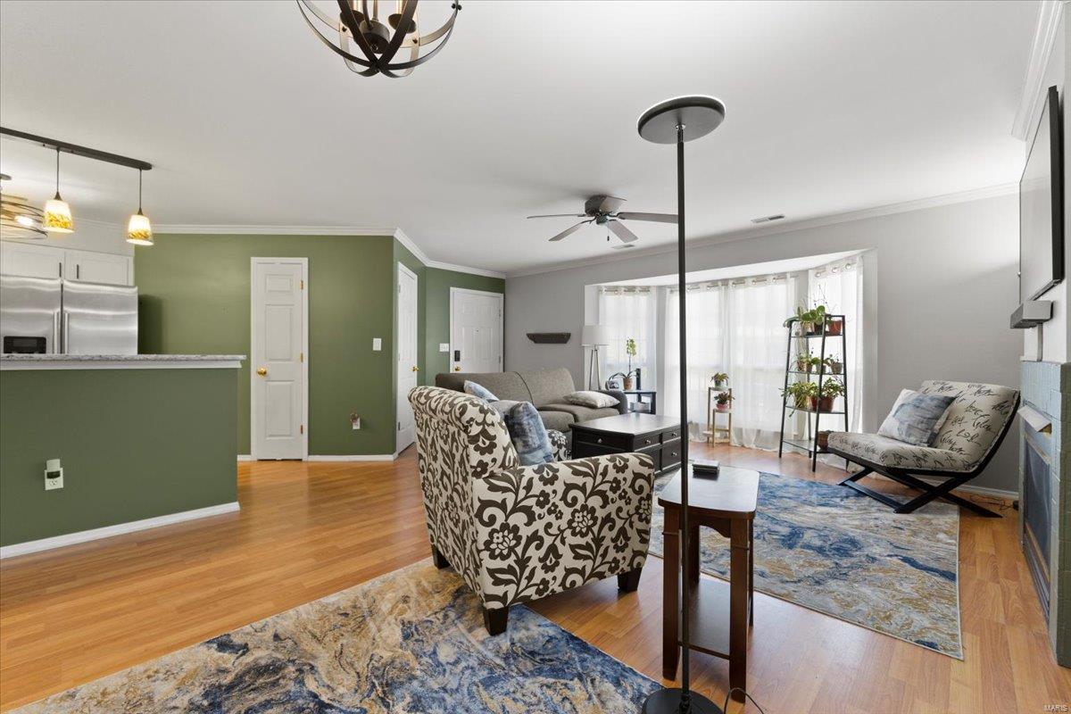 Ballwin, Missouri 63021, United States, 2 Bedrooms Bedrooms, ,2 BathroomsBathrooms,Residential,Pending,92584