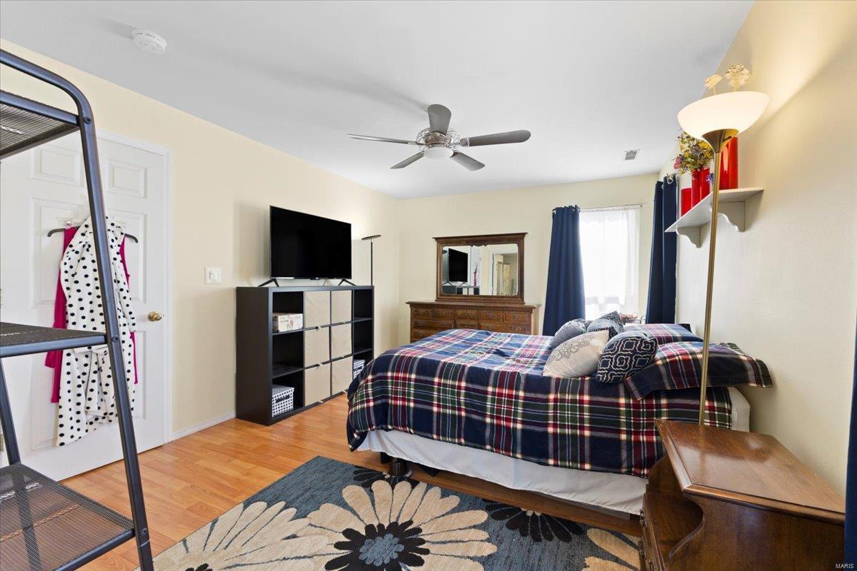 Ballwin, Missouri 63021, United States, 2 Bedrooms Bedrooms, ,2 BathroomsBathrooms,Residential,Pending,92584