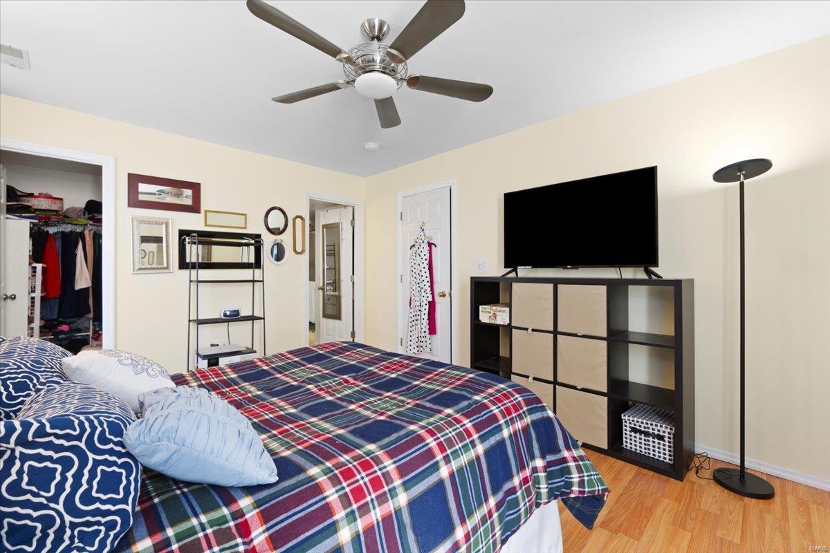 Ballwin, Missouri 63021, United States, 2 Bedrooms Bedrooms, ,2 BathroomsBathrooms,Residential,Pending,92584