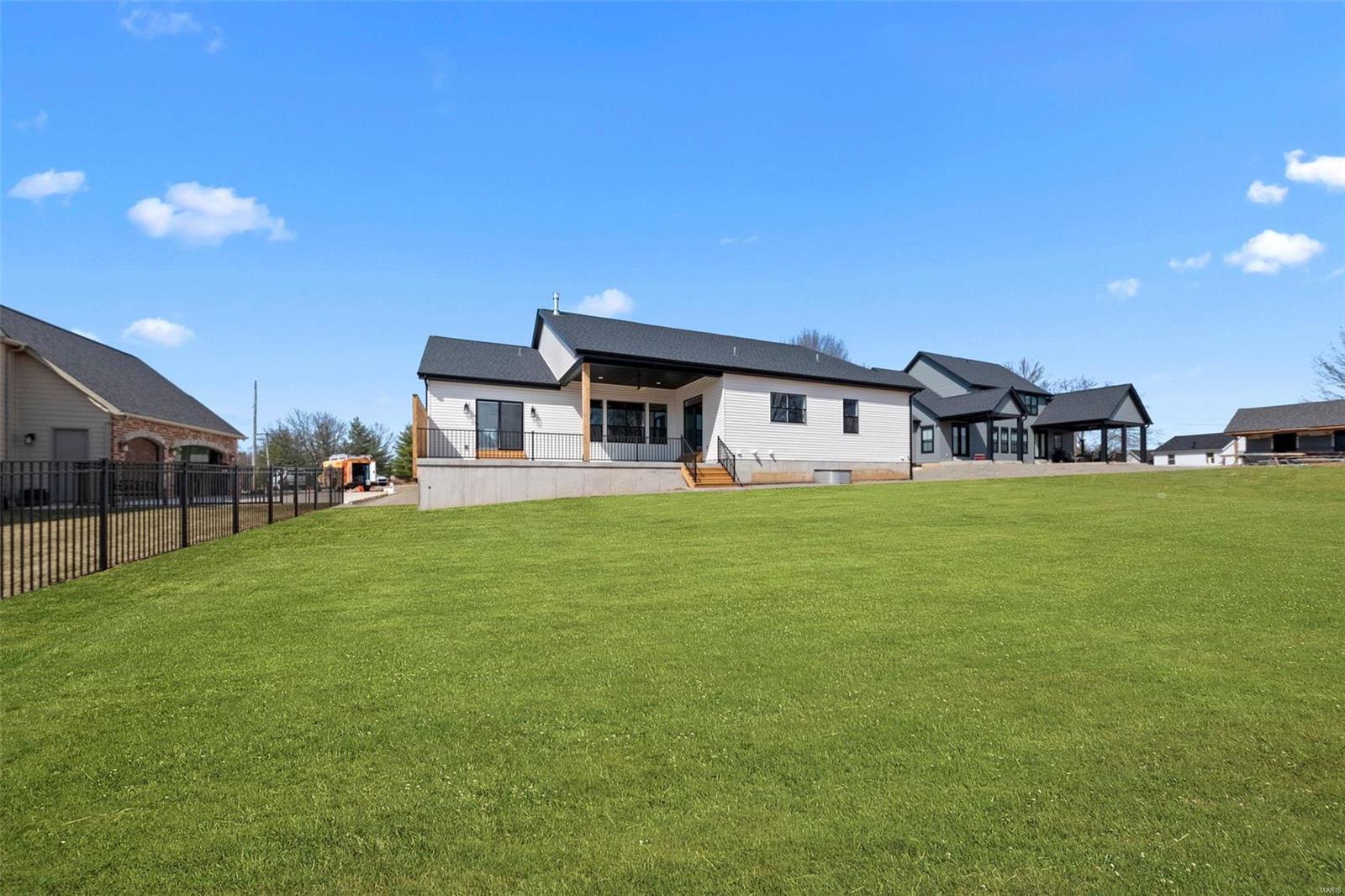 SHELTON ESTATES - Residential