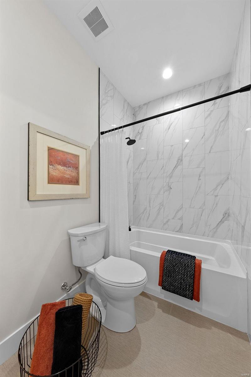 SHELTON ESTATES - Residential