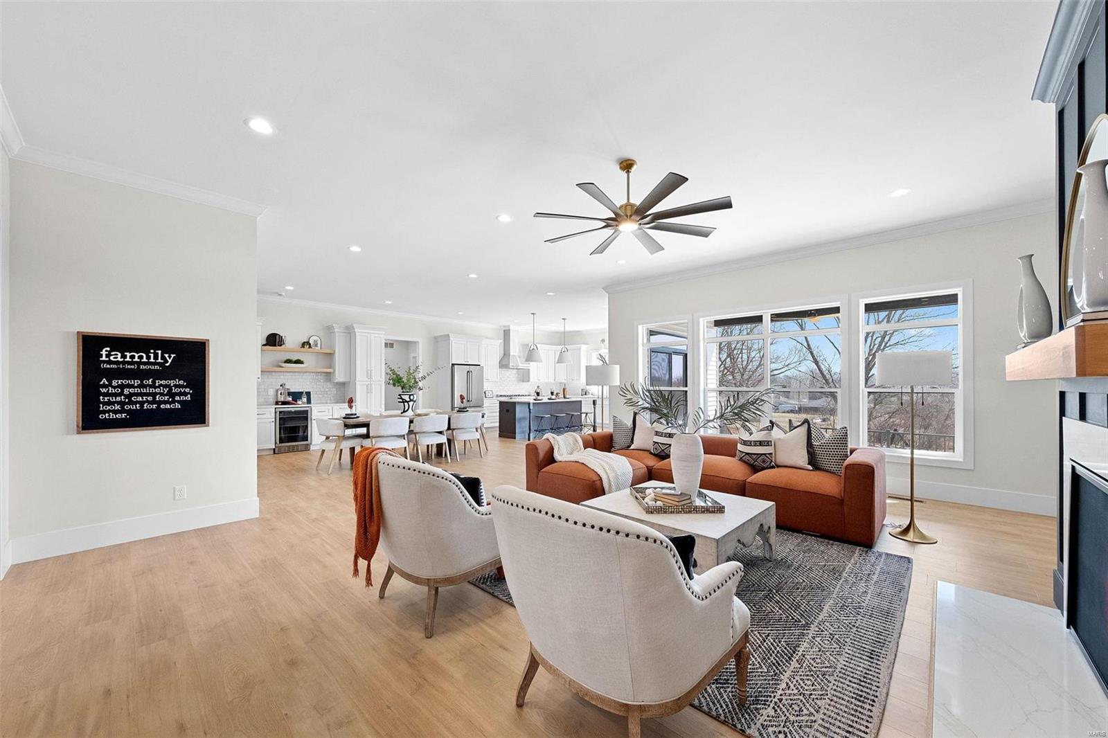 SHELTON ESTATES - Residential