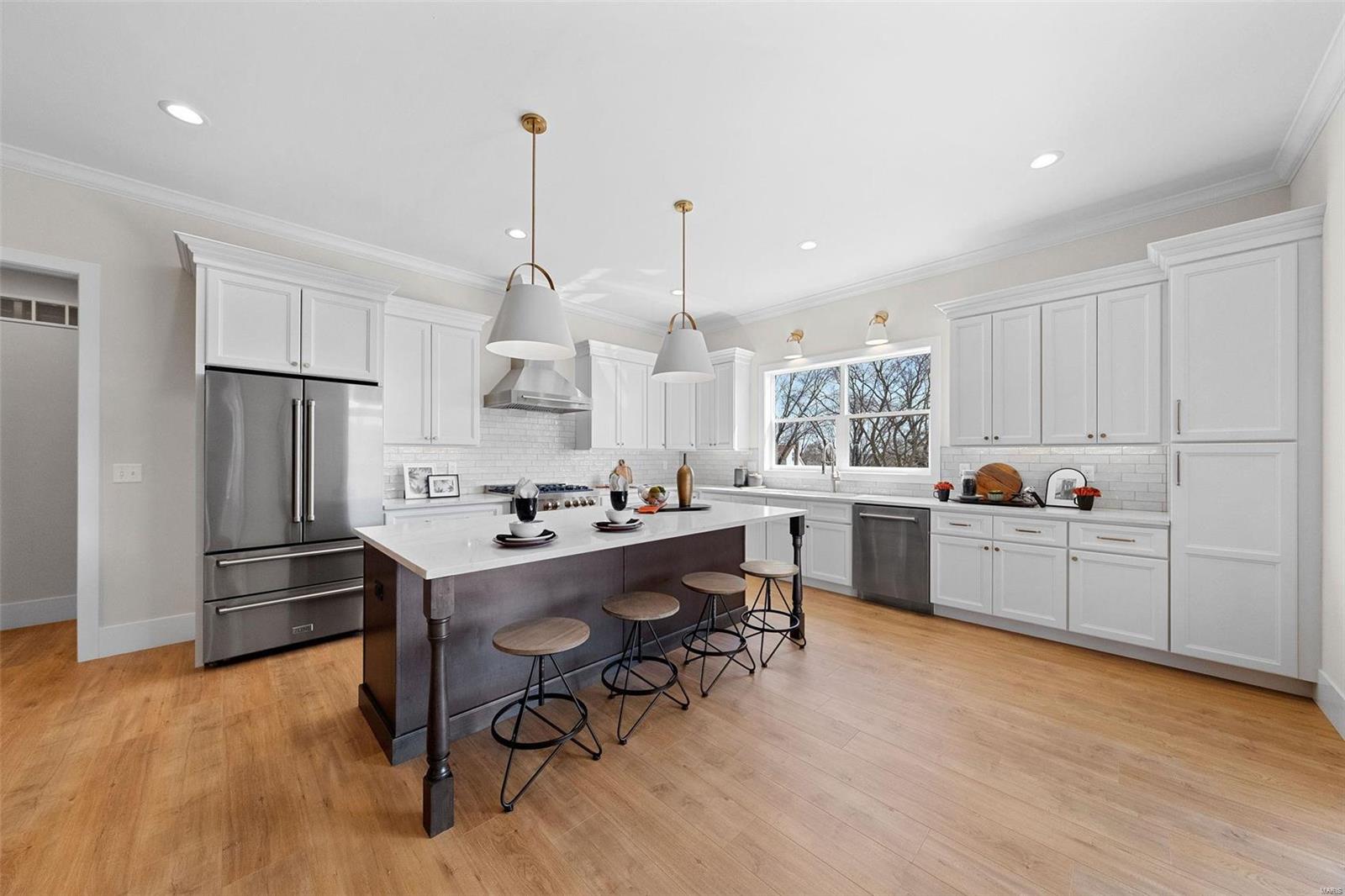 SHELTON ESTATES - Residential