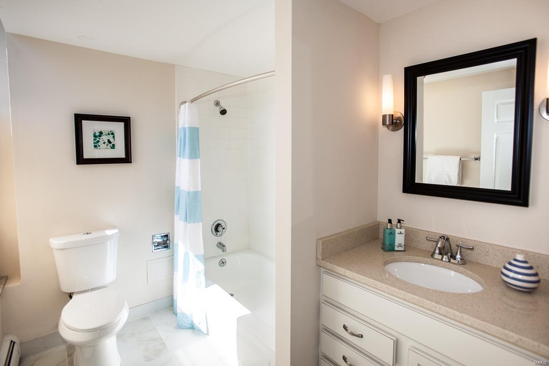 Park Tower Condo - Residential