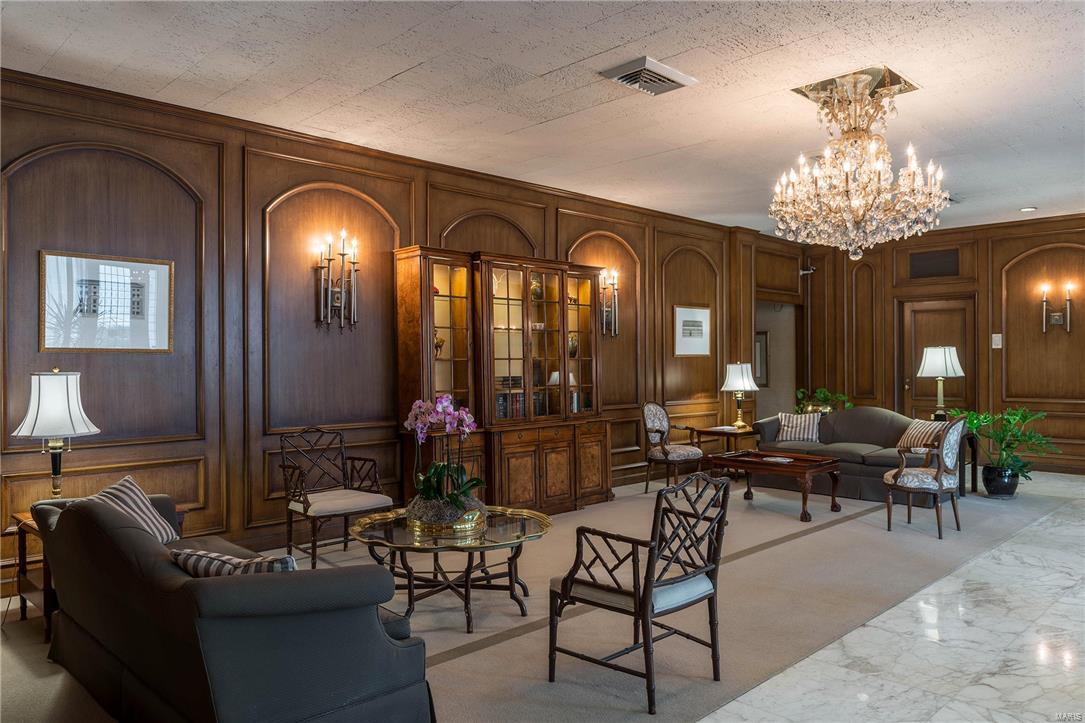 Park Tower Condo - Residential